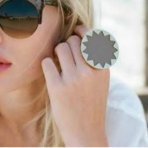 House of Harlow 1960 large starburst ring size 7